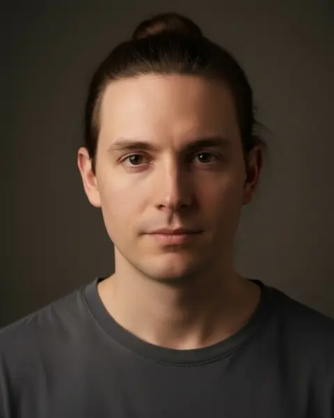 Man bun on a male model